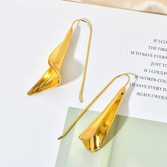 ✨ Anthro Gold Leaf Earrings!✨ - Picture 2 of 4